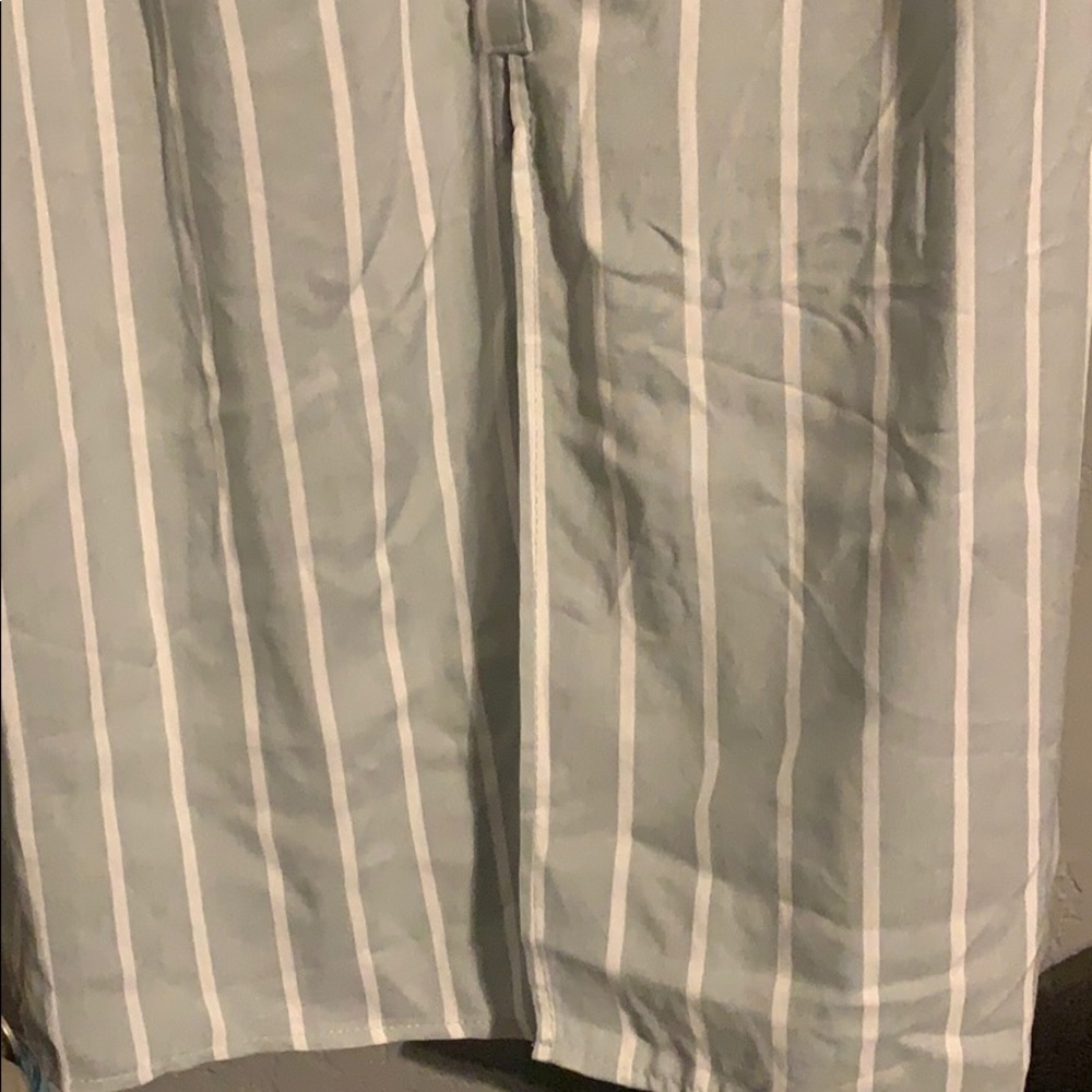 Dress - Picture 2 of 6